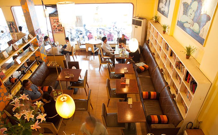 thiết kế nội thất quán cafe