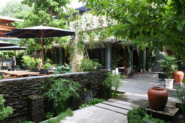 thiết kế thi công nội thất quán cafe