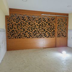 Vách cửa lùa CNC màu gõ mẫu CL07