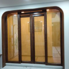 Vách cửa lùa gỗ sồi kết hợp mây lưới mẫu CL13