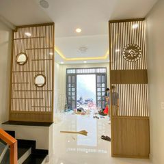 Trang trí vách cầu thang mẫu CT12