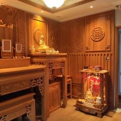 Vách phòng thờ đẹp bằng gỗ mẫu PT07