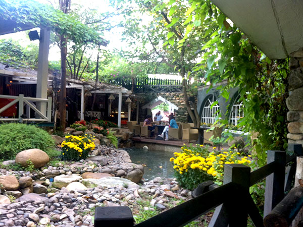 thiết kế thi công nội thất quán cafe